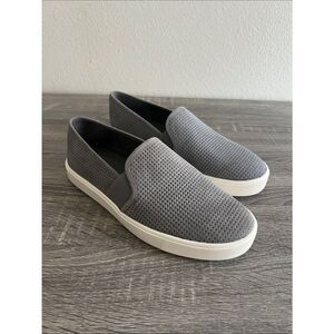 New Women’s Vince Blair Perforated Leather Slip-On Sneakers 7M